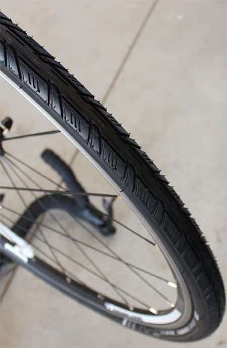 bontrager 700x35 tube