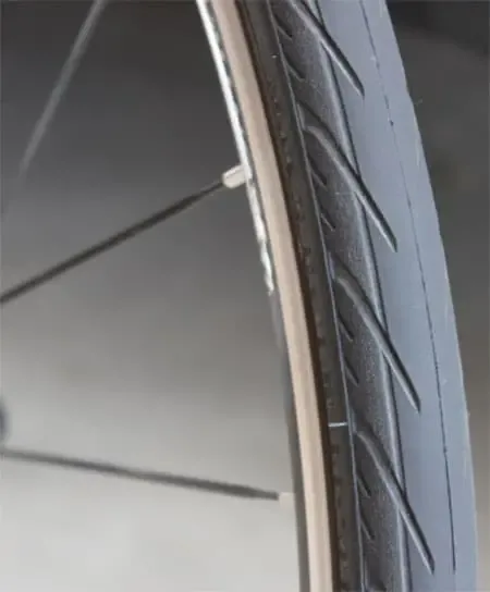 Bontrager T2 700x28C Tire Tread