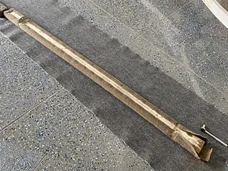 peeling old bunk carpet