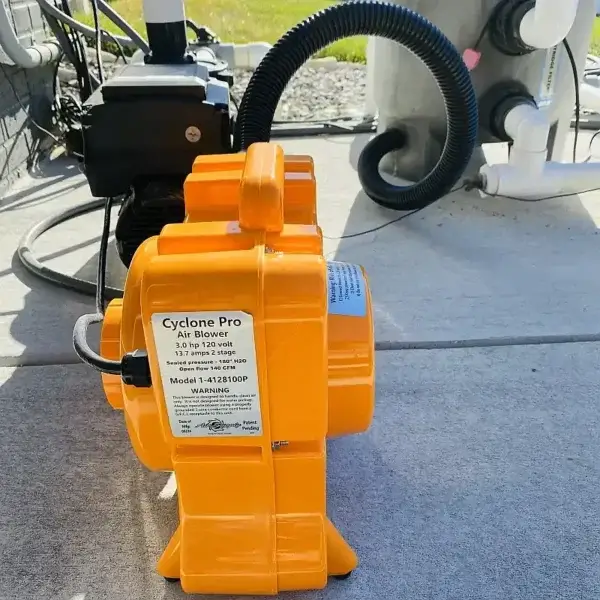run cyclone pool line blower